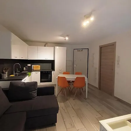 Apartment Court House Sonvico *